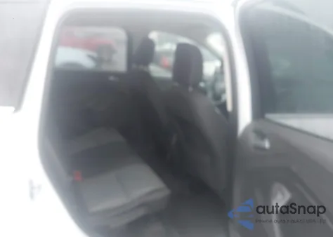 2018 Ford Escape Se from USA, damaged, VIN 1FMCU9GD7JUB62096